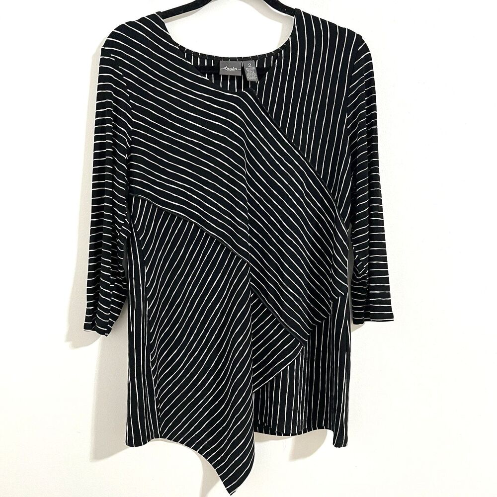 Chicos Travelers Top Size 2 /US L Black White Striped Tunic Asymmetrical Stretch